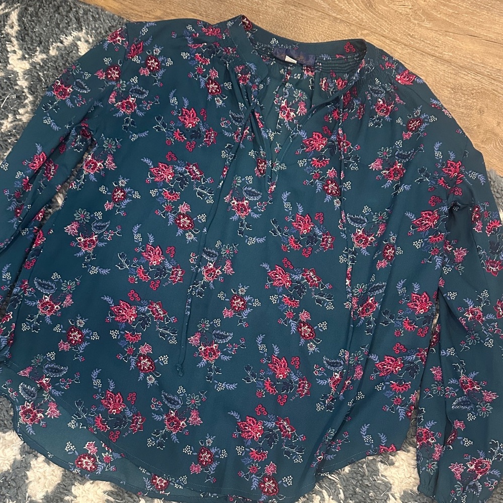 Francesca's Collections Teal and Red Floral Blouse